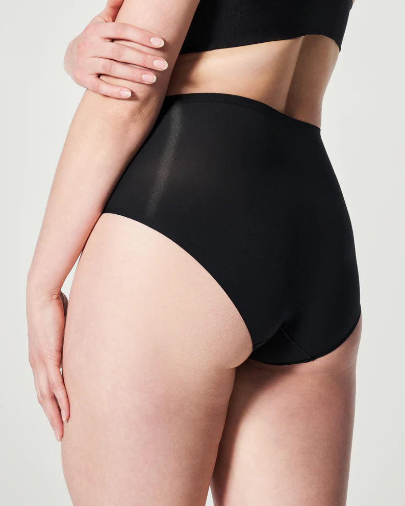 Everyday Shaping Panty Briefs- Spanx