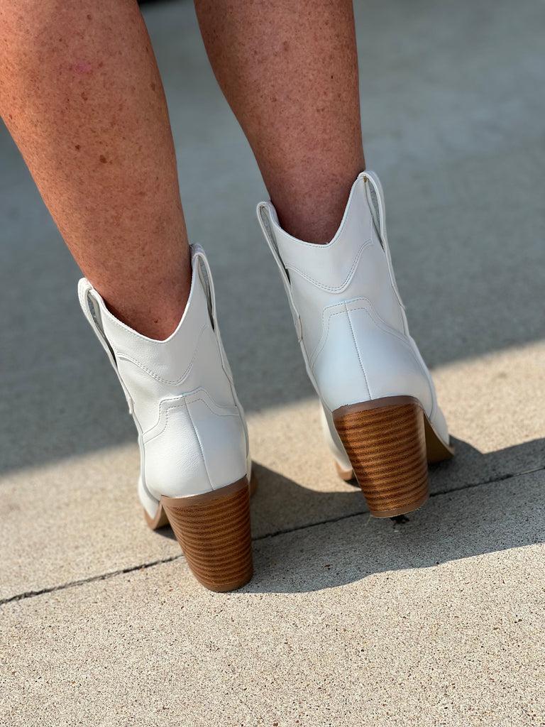 Glam Cowgirl Boot- White