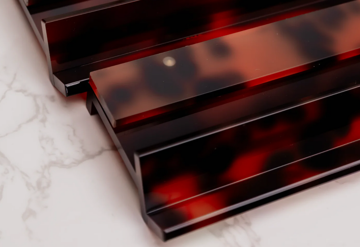 Tortoise Acrylic Racks w/ Pusher | Dappled.Shop